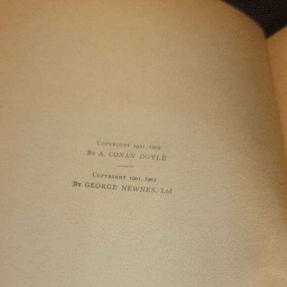 The Hound of Baskervilles by Conan Doyle - Picture 5 of 6